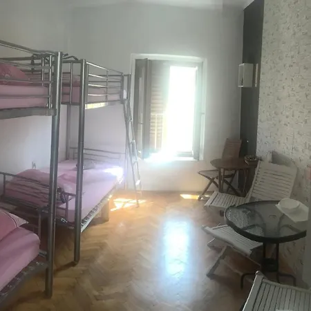 Hostel Hvar Centre Dorms *